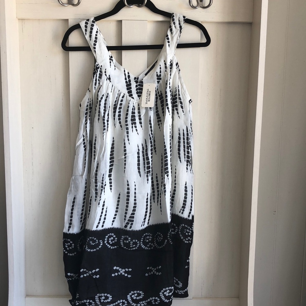 NWT sleeveless dress